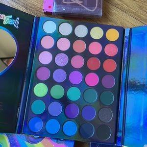 Palatte Bundle. Morphe, I Heart Revolution, Naughty Nude, Lurella NIB